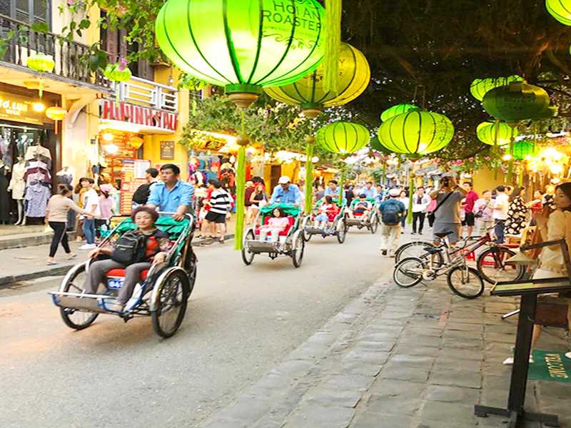 Du lịch miền Trung 4 ngày 3 đêm - Du Lịch Vietnam Travel - Vietnam Travel Service